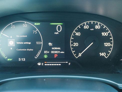 Certified 2025 Honda Civic Sport image 24