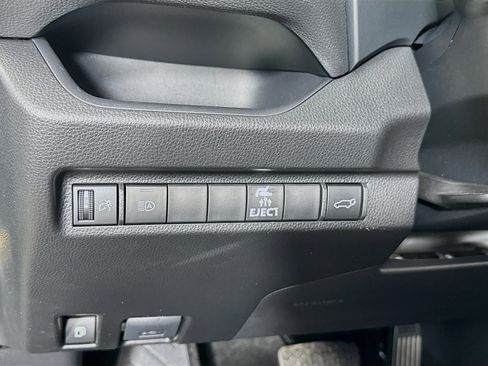 Certified 2023 Toyota RAV4 XLE Premium AWD/4WD image 11