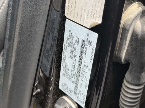 Used 2022 Ford Escape Titanium AWD/4WD image 27