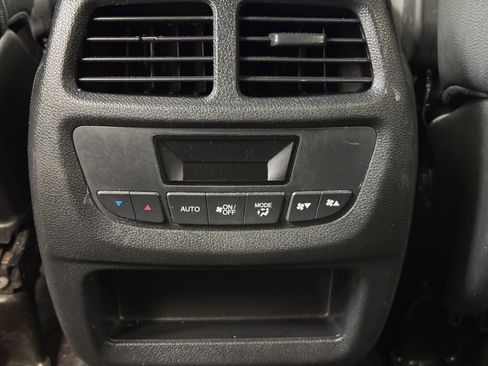 Used 2017 Honda Pilot EX-L image 19