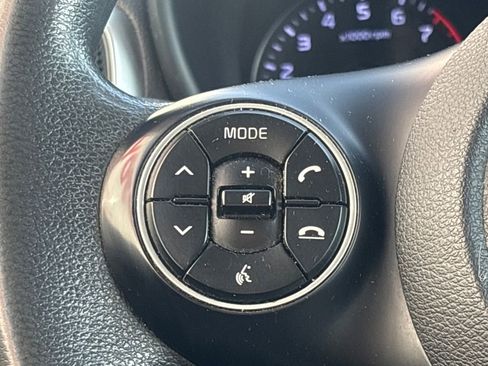 Used 2021 Kia Soul S image 19