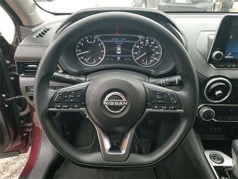 Used 2024 Nissan Sentra SV image 13