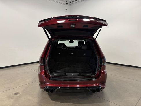 Used 2018 Jeep Grand Cherokee Trackhawk AWD/4WD image 35