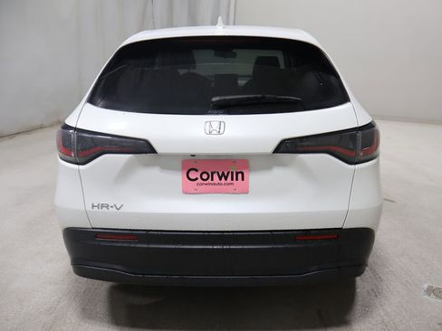 New 2027 Honda HR-V LX image 5