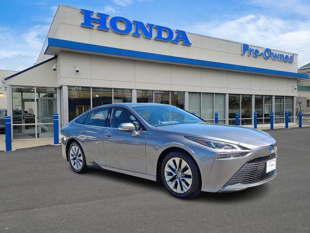 Used 2022 Toyota Mirai w/ Advanced Technology Package RWD image 3