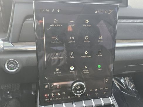 Used 2026 GMC Terrain Denali image 25