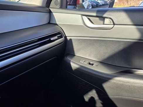 Certified 2023 Hyundai Palisade SEL image 30