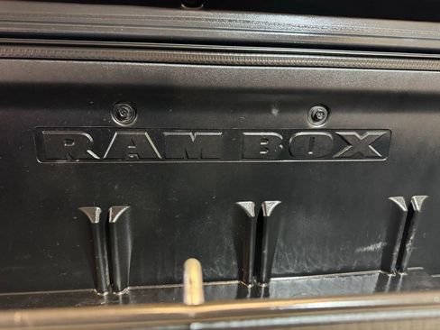 Used 2018 RAM 2500 Longhorn w/ Longhorn Southfork Package image 28