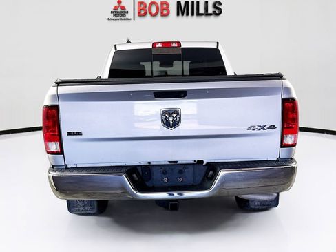 Used 2018 RAM 1500 Classic SLT AWD/4WD image 6