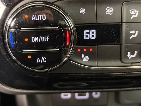Used 2023 Buick Encore GX Select w/ Safety Package II AWD/4WD image 24