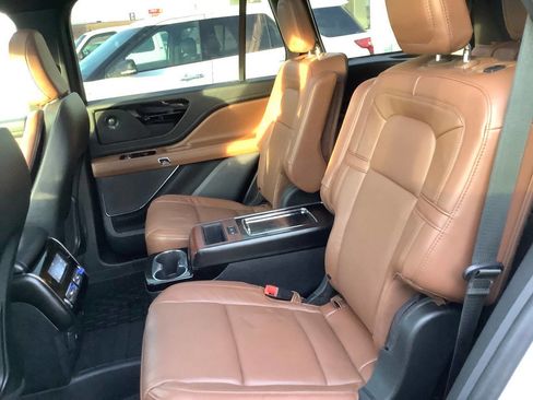 Used 2023 Lincoln Aviator Reserve w/ Equipment Group 201A image 29