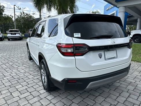 Used 2023 Honda Pilot EX-L image 32