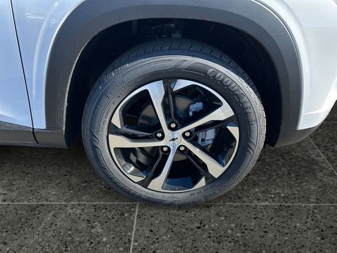 New 2026 Chevrolet Trax RS w/ Driver Confidence Package FWD image 9