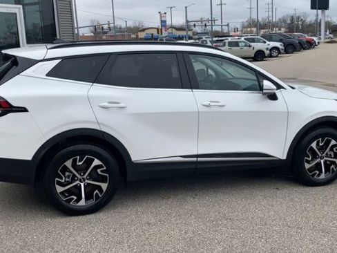 Used 2025 Kia Sportage EX w/ EX Premium Package AWD/4WD image 2