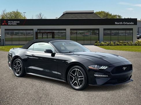 Used 2023 Ford Mustang Premium image 2