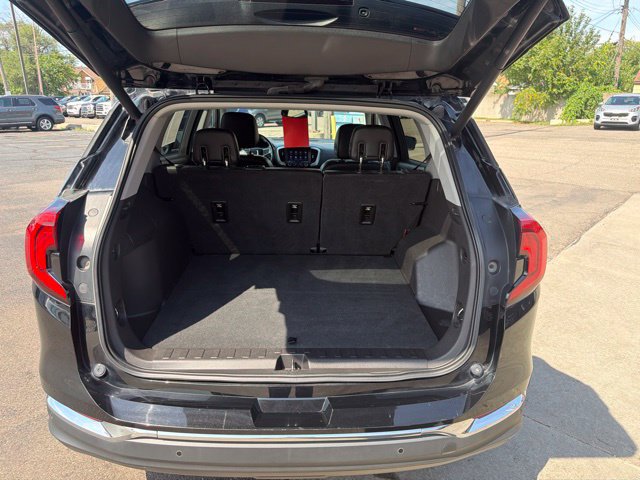 Used 2018 GMC Terrain SLT w/ Preferred Package FWD image 9