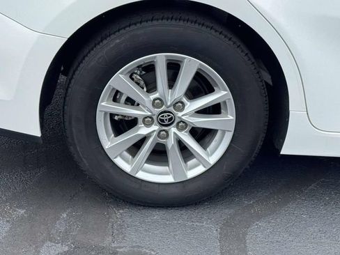 Used 2025 Toyota Camry LE FWD image 7