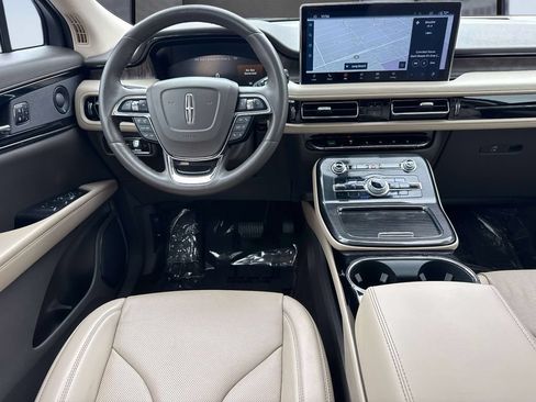 Certified 2023 Lincoln Nautilus Reserve w/ Luxury Package FWD image 15