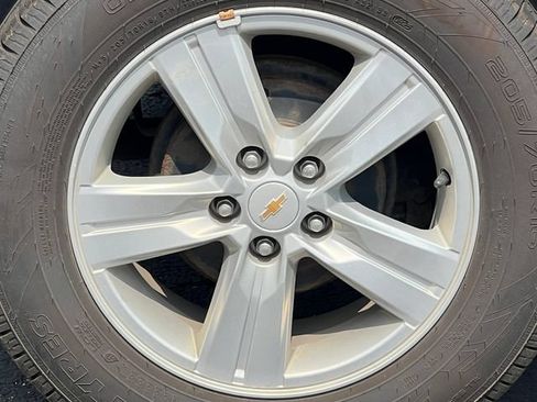 Used 2018 Chevrolet Trax LT w/ LT Convenience Package FWD image 15