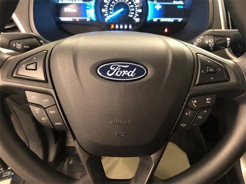 New 2024 Ford Edge SE image 17