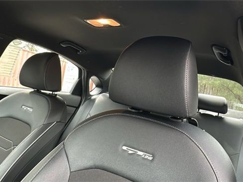 Used 2021 Kia Forte GT-Line image 31