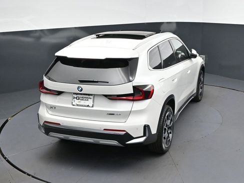 New 2026 BMW X1 xDrive28i w/ Technology Package AWD/4WD image 34