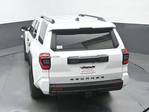 New 2026 Toyota 4Runner SR5 RWD image 29