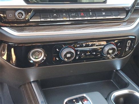 Used 2023 Chevrolet Silverado 1500 LT w/ Protection Package image 12