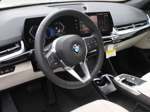 Used 2026 BMW X1 xDrive28i w/ Convenience Package AWD/4WD image 14