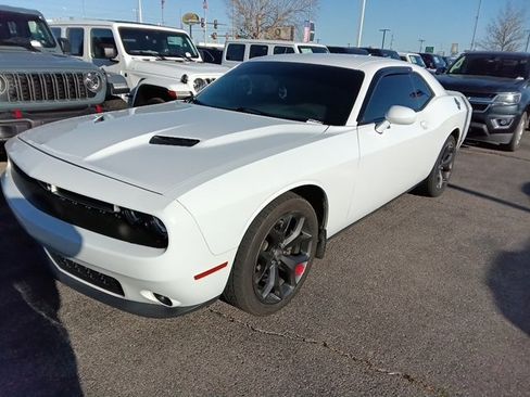 Used 2018 Dodge Challenger SXT Plus image 2