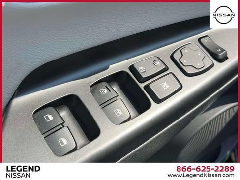 Used 2023 Hyundai Kona Limited w/ Cargo Package AWD/4WD image 17