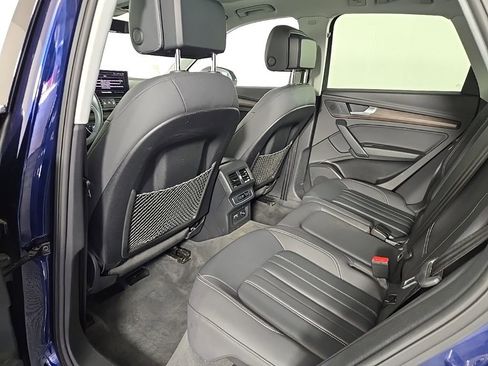 Used 2021 Audi Q5 2.0T Premium image 11