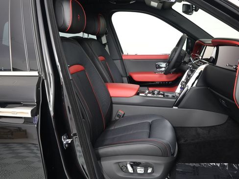 New 2026 Rolls-Royce Cullinan AWD/4WD image 34