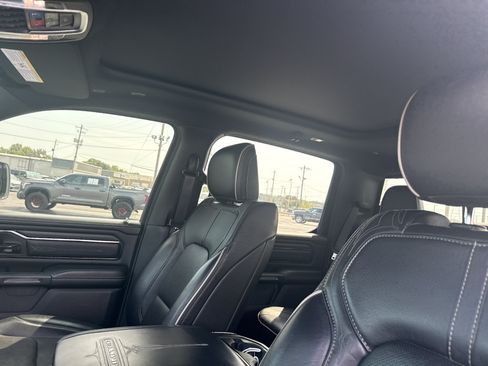 Used 2022 RAM 1500 Limited AWD/4WD image 9