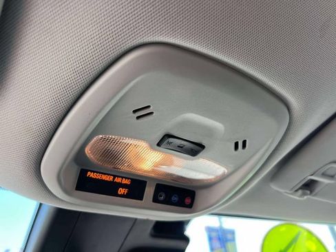 Certified 2024 Chevrolet Trax ACTIV FWD image 31