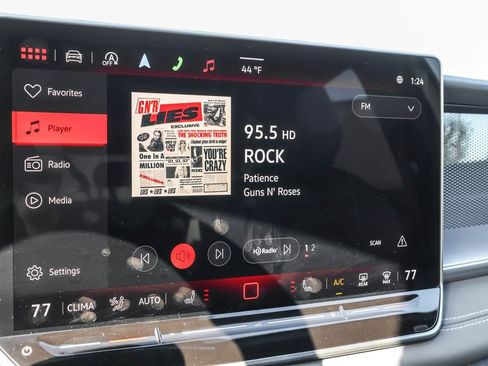 New 2025 Volkswagen Tiguan SE R-Line image 27