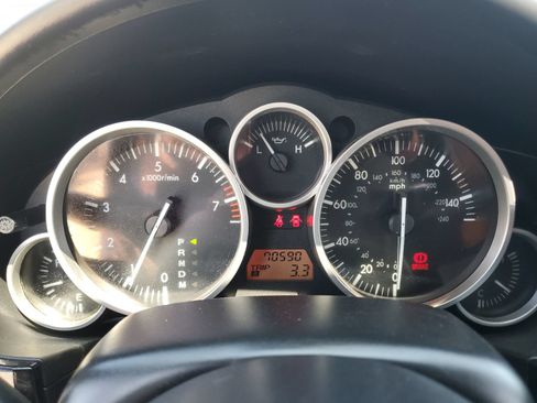 Used 2006 MAZDA MX-5 Miata Touring RWD image 16