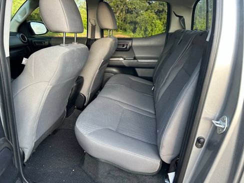 Used 2021 Toyota Tacoma SR5 RWD image 12