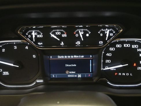 Used 2023 GMC Sierra 2500 AT4 image 12