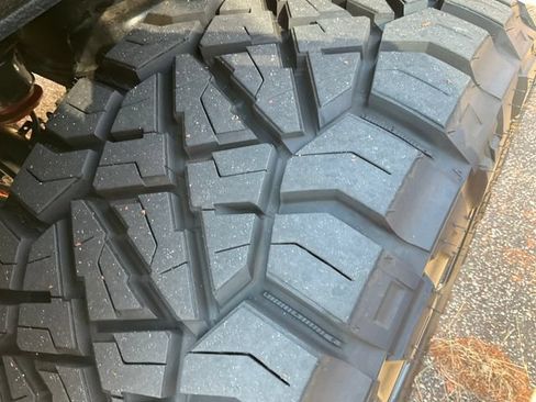 Used 2025 Ford F150 Raptor AWD/4WD image 13