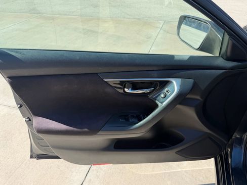 Used 2013 Nissan Altima 2.5 S image 12