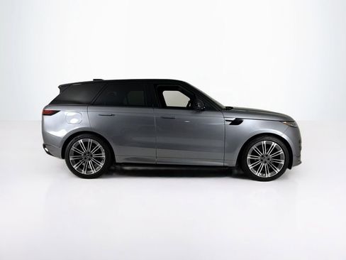 Used 2023 Land Rover Range Rover Sport SE Dynamic image 6