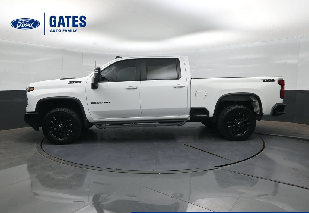 Used 2025 Chevrolet Silverado 2500 LT w/ Trail Boss Package AWD/4WD image 7