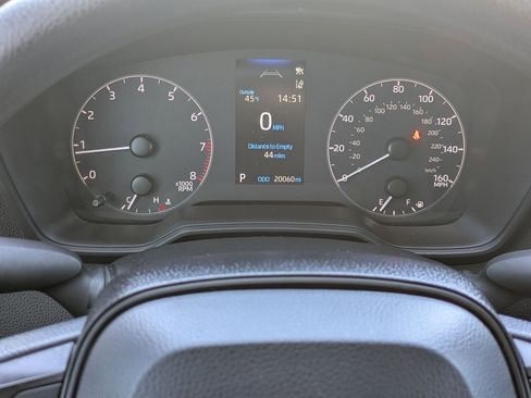 Used 2024 Toyota Corolla LE image 18