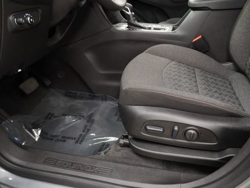 Certified 2024 Chevrolet Equinox LT FWD image 24