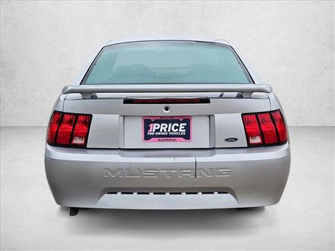 Used 2003 Ford Mustang Coupe RWD image 7