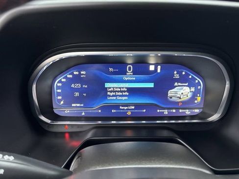 Used 2022 Chevrolet Tahoe RST w/ Sport Performance Package image 33