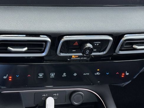 New 2026 Nissan Sentra SR w/ SR Premium Package image 22