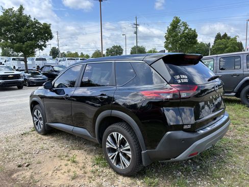 Used 2022 Nissan Rogue SV FWD image 6