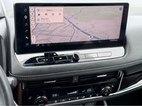 Used 2024 Nissan Rogue SL image 18